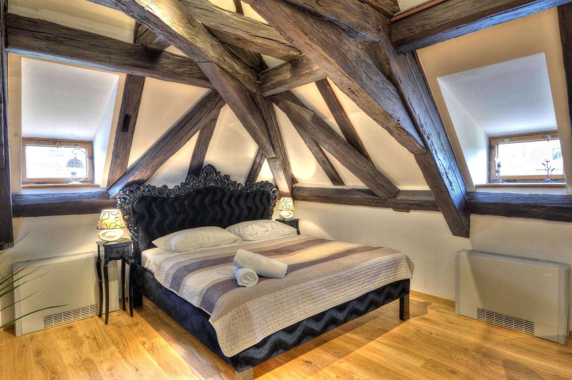 Old Town Boutique Apartamento